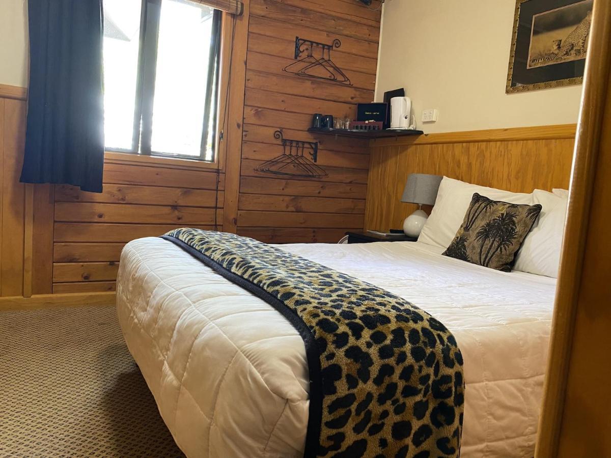 Lakefront Lodge Lago Taupo Esterno foto